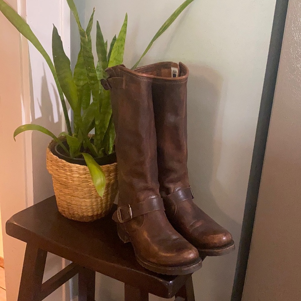 Frye knee high brown leather boots size 8